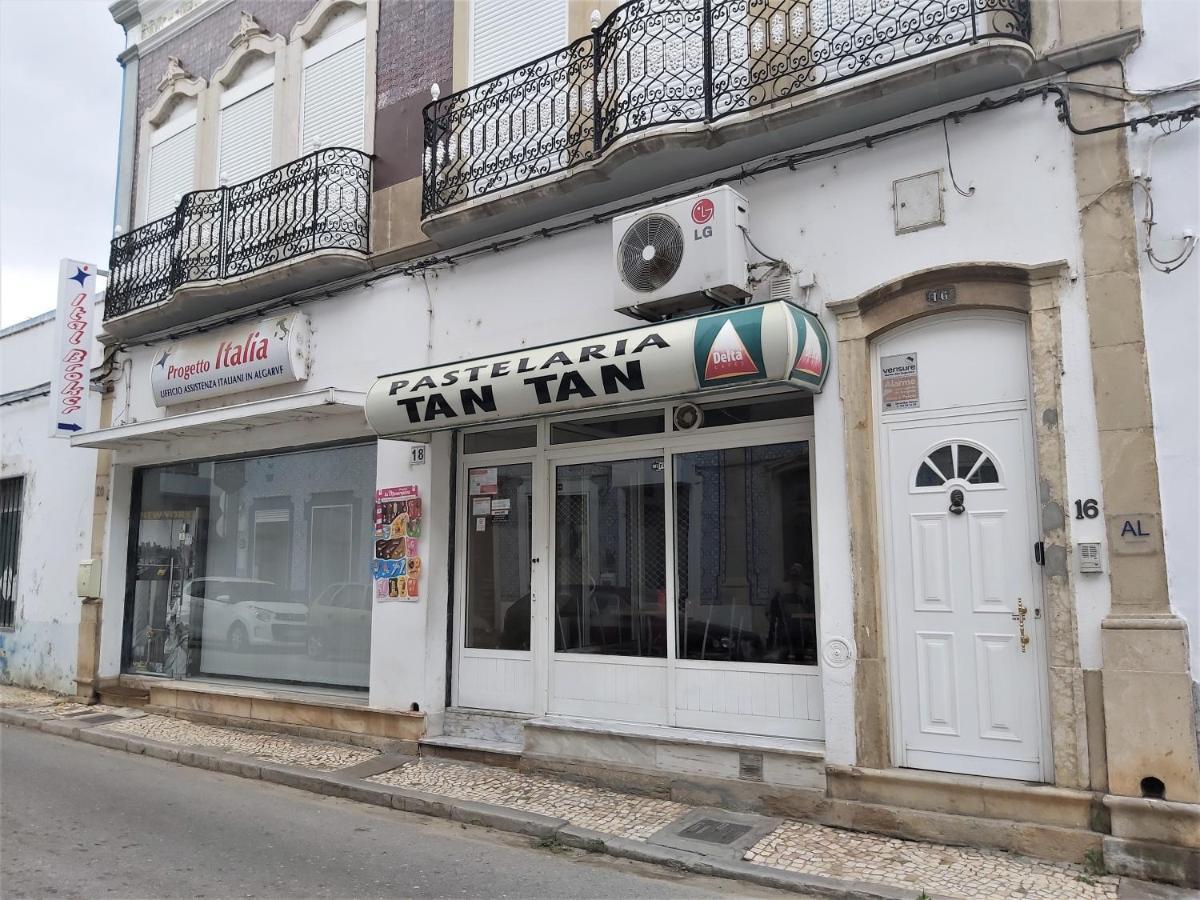 Casa Olhao Terraco: Espaco, Conforto E Terraco Com Churrasqueira Exterior foto