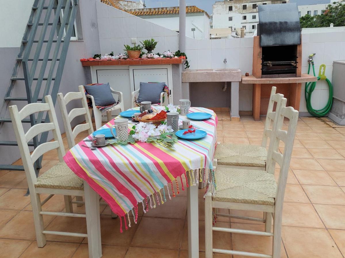 Casa Olhao Terraco: Espaco, Conforto E Terraco Com Churrasqueira Exterior foto
